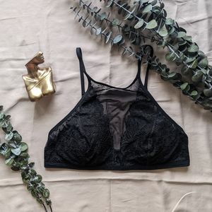 NWOT Black Lace Bralette Abercrombie Size M